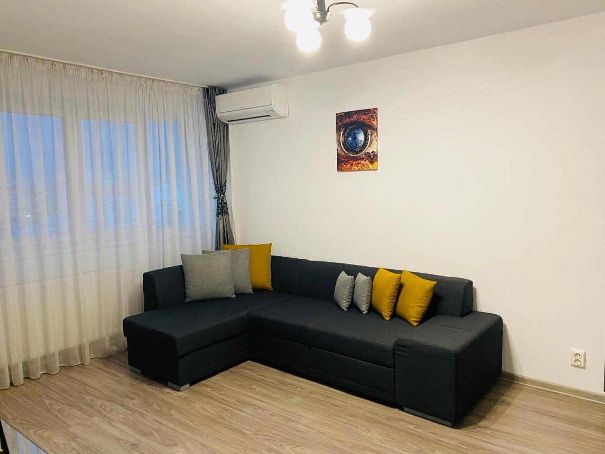 Apartament Cristina ブカレスト エクステリア 写真