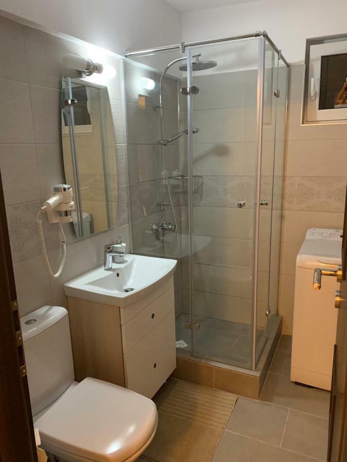 Apartament Cristina ブカレスト エクステリア 写真